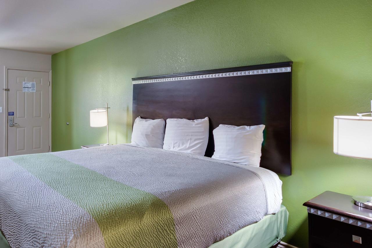 Motel 6 Floresville Luaran gambar